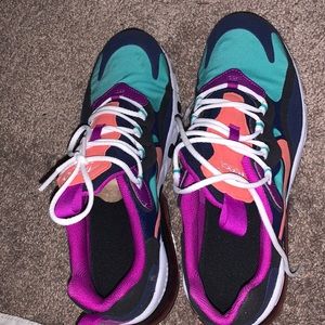 Nike Revolution 4 (GS) Tea Berry/Metallic Gold